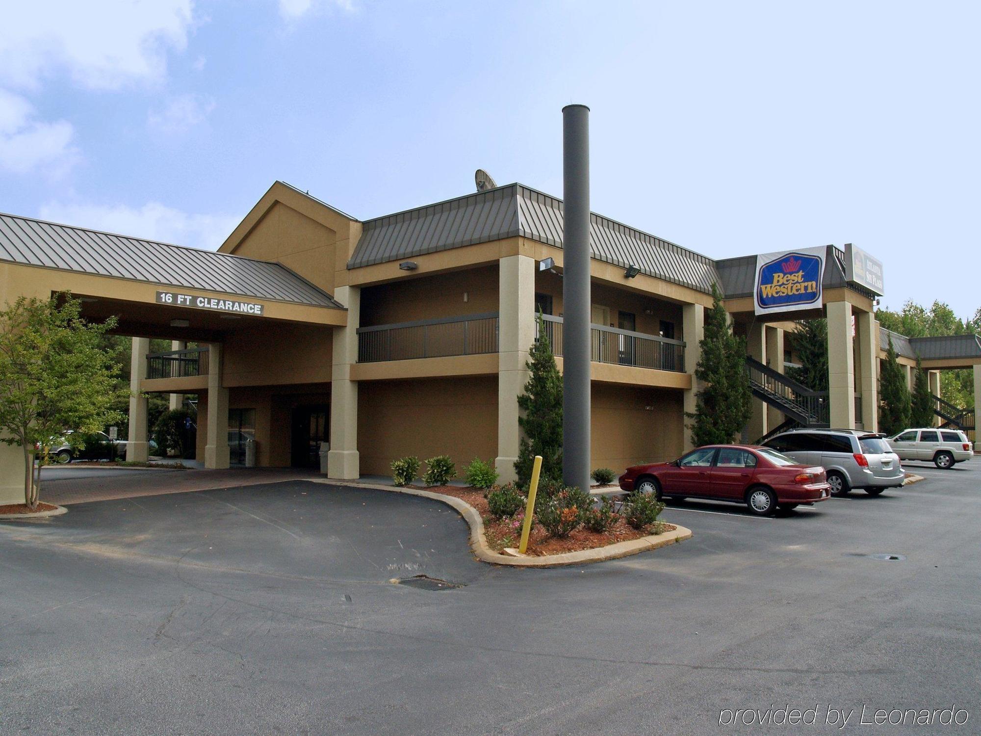 Quality Inn & Suites Near Six Flags - Austell Exterior photo